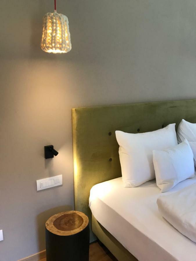 Klein Fein Zum Graf Hotel 3*
